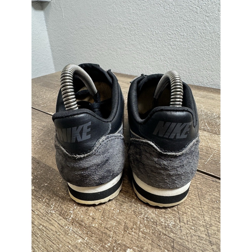 Nike Cortez Classic Leather Shoes Womens Size 7 Black Gray‎ Suede 905614-002 - Picture 4 of 7
